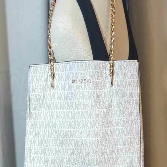 Michael Kors White Monogram Shoulder Bag - Picture 1 of 9